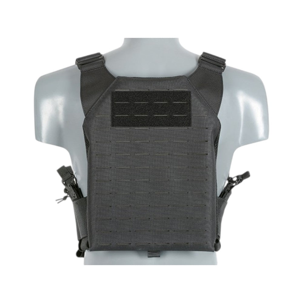 8Fields Chest Rig Laser-Cut “Buckle Up" Recon Plate mit Magazintasche schwarz Plate Carrier