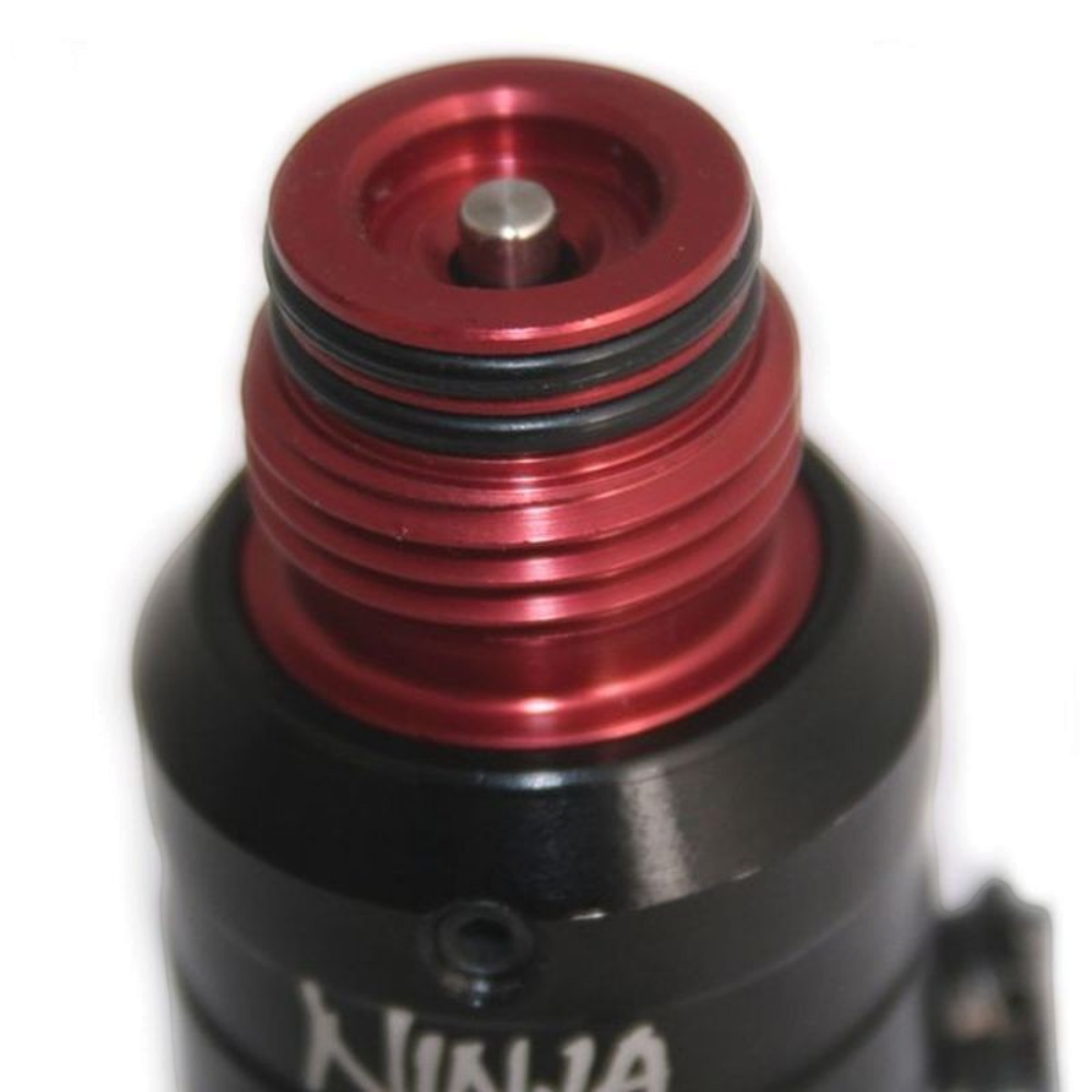 id-paintball Ninja PRO V3 HP Regulator aus Aluminium mit rotem Gewindeanschluss für 300 Bar Paintball-Flaschen