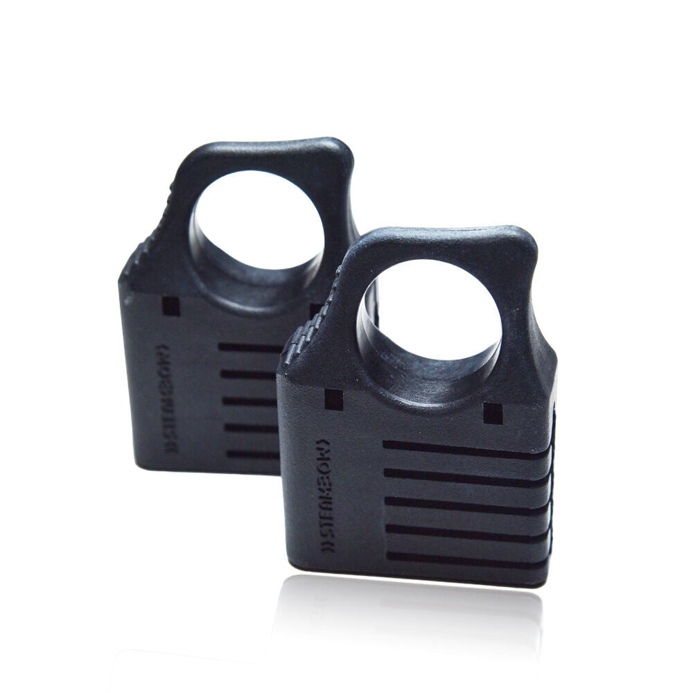 Zwei schwarze Steambow AR-6 Stinger Speedloader V2 aus Kunststoff für schnelles Nachladen von Armbrustbolzen