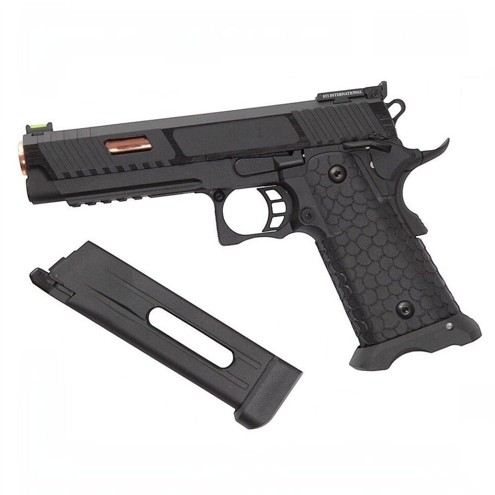 id-paintball ASG STI Combat Master CO2 Pistole in Schwarz mit Metallschlitten, Magazin und strukturierter Griffschale