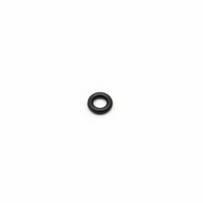 005 NBR 70 O-Ring aus Nitrilkautschuk mit 70 Shore A als hochwertige Ersatzdichtung für Paintball- und Druckluftkomponenten.