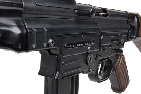 GSG StG44 Echtholz 9mm P.A.K. – Gas Signalwaffe