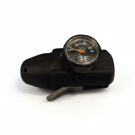 id-paintball Empire Mini GS Axe 2 Pro ASA Regulator in mattem Schwarz mit integriertem 300-psi-Manometer