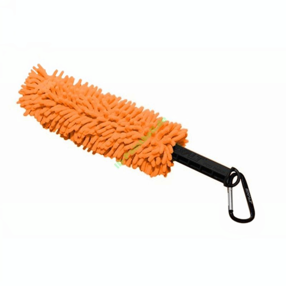 id-paintball Exalt Pod Swab in Orange mit Mikrofaser-Reinigungskopf, schwarzem Griff und praktischem Karabiner.