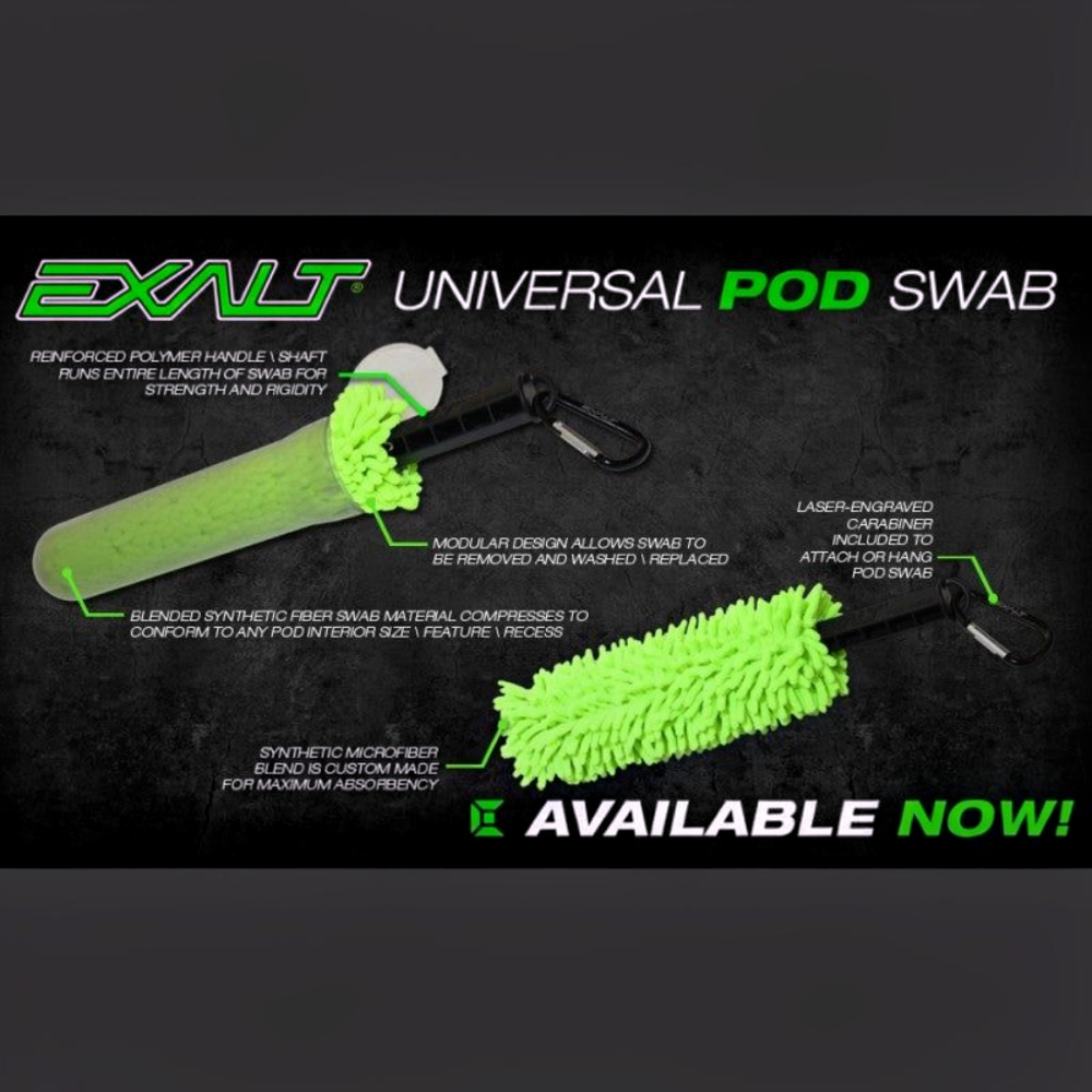 id-paintball Exalt Pod Swab mit neongrünem Mikrofaser-Reinigungskopf, schwarzem Griff und praktischem Karabiner