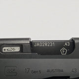 id-paintball GLOCK 17 Gen5 T4E Markierer im Kaliber .43 mit Detailansicht der Schlittengravur und Seriennummer