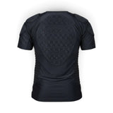 id-paintball Protector Shirt in Schwarz mit Waben-Polsterung an Rücken und Schultern für Paintball-Spieler